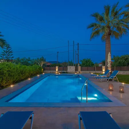 La Catalina - Heated Pool Villa *