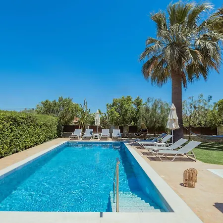 Villa La Catalina - Heated Pool *