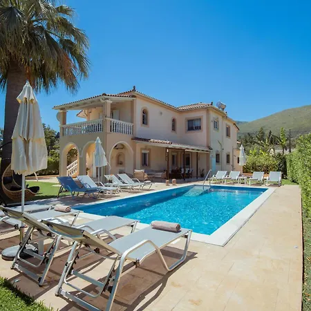 La Catalina - Heated Pool Villa Langadhákia