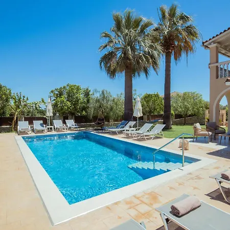 La Catalina - Heated Pool Villa Langadhákia